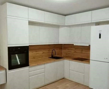 Модульная кухня Бруклин 2.4 x 2 м (Бетон белый) в Уяре - uyar.mebel54.com | фото